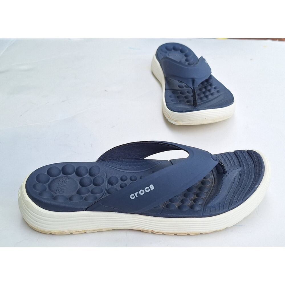 Crocs Reviva Women's Flip-Flops Navy Blue - White Comfort Cushioned Bubbles Sz 6